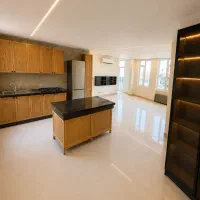 فروش آپارتمان دوخوابه/پارکینگ/اسانسور/انباری/بالکن
