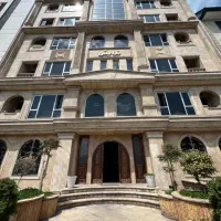 سعادت-آباد-صرافها-85-متر-2-خ-برند-منطقه