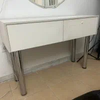 میز آرایشی بدون اینه