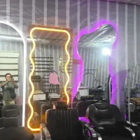 آیینه و دکور آرایشگاهی صندلی اصلاح|آرایشگاه و سالنهای زیبایی|تهران, شهرک ابوذر|دیوار