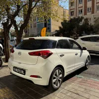 هیوندای i20 سفید بی نقطه آپشنال|خودرو سواری و وانت|تهران, درختی|دیوار