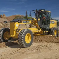 استخدام راننده گریدر