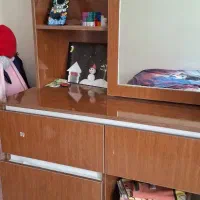 تعدادی وسایل چوبی