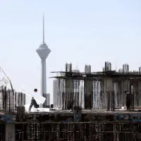 ابر-سازه-قدرتمند-پایتخت-رونیکا-پالاس-حیاط