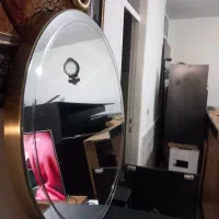 آیینه گرد با ظاهری خاص بدون خط و خش