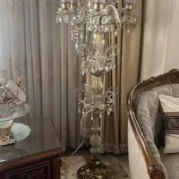 لوستر کنار سالنی