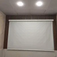 پروژکتور با پرده نمایش|تلویزیون و پروژکتور|قم, زنبیل آباد|دیوار