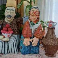 مجسمه بابابزرگ و مامان بزرگ