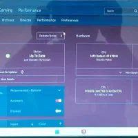 لپ تاپ DELL با 2 گیگ گرافیک مجزا