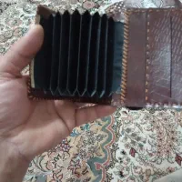 کیف پولی سالم در حد نو بدون هیچ عیبی