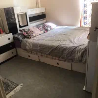 تخت خواب نیاز ب تعمیر