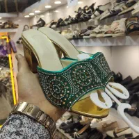 دمپایی زنانه