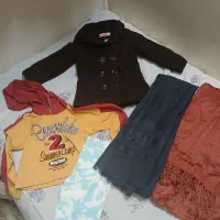 مانتو و مقداری لباس بچه و غیره....