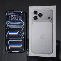 iPhone 17 pro max 1tb silver ZDA