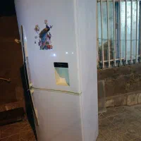 یخچال و فریزر تمیز و سالم|یخچال و فریزر|بروجرد, |دیوار