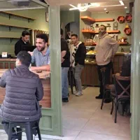 کمک باریستا و پیک پیاده|استخدام خدمات فروشگاه و رستوران|تهران, فردوسی|دیوار