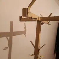 آویز ایستاده لباس محکم|مبلمان خانگی و میز عسلی|بروجرد, |دیوار