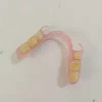 ساخت انواع دندانهای مصنوعی