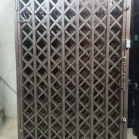 ضد دیلم درب اکاردیونی حفاظ محافظ تمام گل تضمینی
