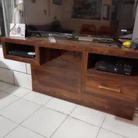 زیر تلویزیونی دیواری