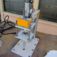 نقطه زن ماسک