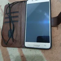 گوشی سامسونگ جی ۵ بسیار تمیز و کاملاسالم درحد