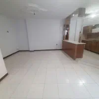 90متری-طبقه-اول-بین-جهادو-یخسازی