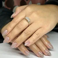 خدمات کاشت ناخن و احیا و صافی مو (کراتین)|خدمات آرایشگری و زیبایی|اهواز, شریعتی جنوبی|دیوار