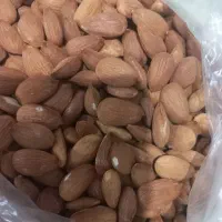 مغز بادام شیرین آذرشهر