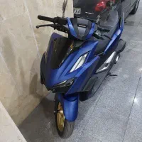 کلیک ۱۶۰ تایلندی رنگ آبی درباری
