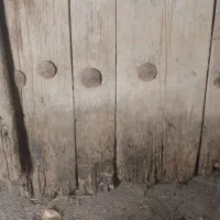درب چوبی ورودی حیاط