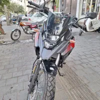 ان اچ ۲۵۰ ادونچر ۱۴۰۴ در حد آکبند