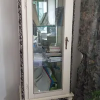 یک عدد کولر بوفه وپرده با تمام وسایل هاش