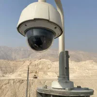 نصب و راه اندازه دوربین مداربسته و درب اتوماتیک
