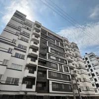 ۱۳۰متر/کلید نخورده/ساختمان هوشمند آبا پلاس