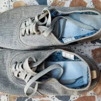 کتانی اورجینال ساخت انگلیس|کیف، کفش، کمربند|لنگرود, |دیوار