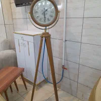 ساعت پایه دار