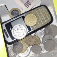 گوشی قدیمی نوکیا محکم
