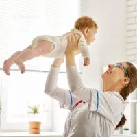 نیازبه پرستار نوزاد مادریار کودک شبانه روزی گیلان