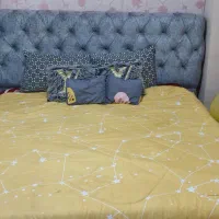 فروش تخت خواب و میز آرایشی