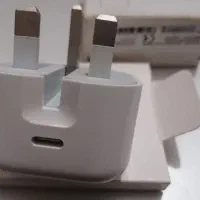 فروش ویژه شارژر دیواری 20وات اپل مدل B/A