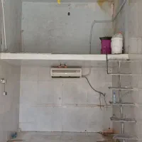 مغازه کنار بازار