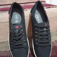 کفش. ـ