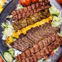 منقلدار تخته کاری و ظرفشور خانم