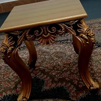 مبل شزلون۸نفره با دوتاگلمیز و یه میز وسط