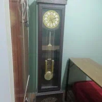 ساعت ایستاده پاندول دار کاملا سالم