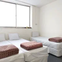 اقامت ارزان در نزدیکی حرم امام رضا ۵ دقیقه پیاده|اجارهٔ کوتاه‌مدت آپارتمان و سوئیت|مشهد, آیت الله خامنه‌ای|دیوار