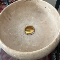 پدیکور/تخت مژه یا پاکسازی/صندلی/استندلاک/ترولی|آرایشگاه و سالن‌های زیبایی|نیشابور, فردوس شمالی|دیوار
