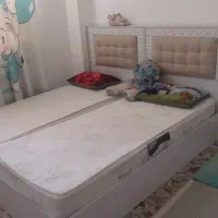 دوعدد تخت تک نفره سالم درحد نو