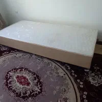 تخت خواب چوبی یک نفره قیمت ۳ میلیون و پونصد|تخت و سرویس خواب|کرمانشاه, |دیوار